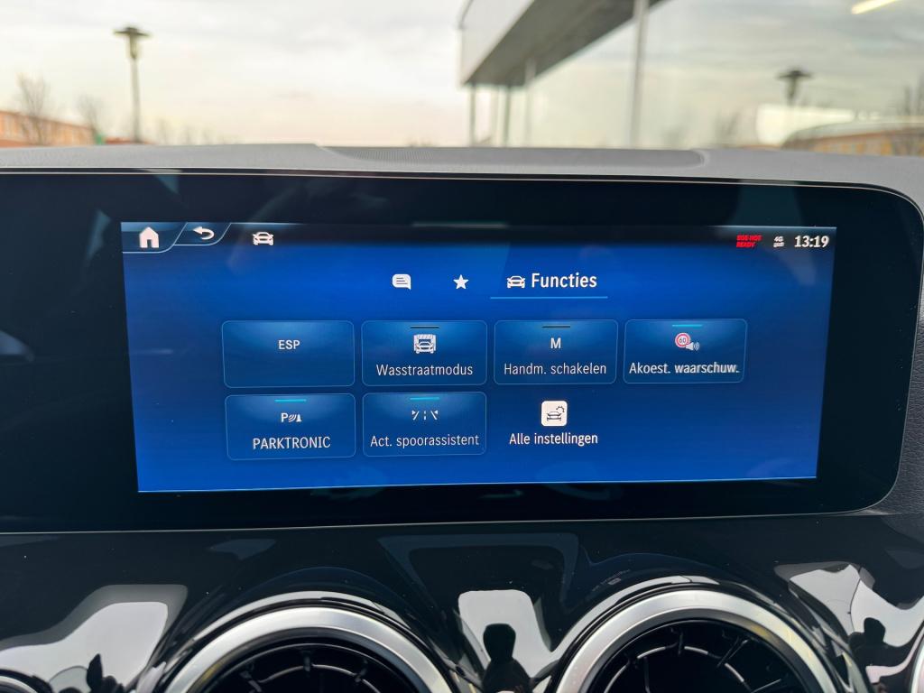 Mercedes-Benz Gla-klasse 250 e progressive line advanced automaat ,elektris