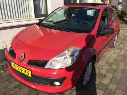 Renault Clio 1.4-16V Dynamique