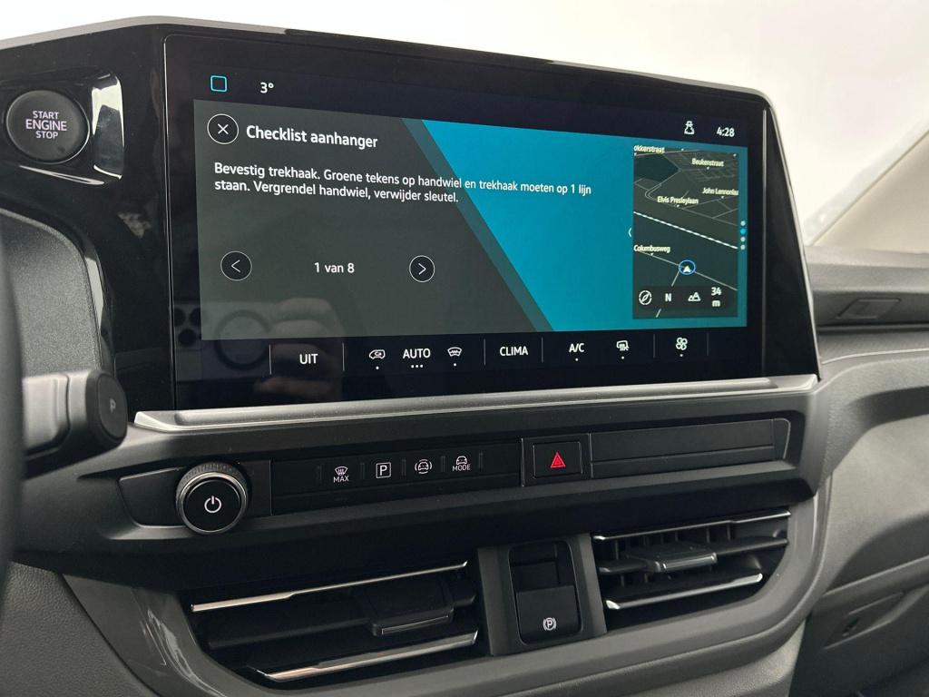 Volkswagen Transporter 2.0 tdi l1h1 28 style