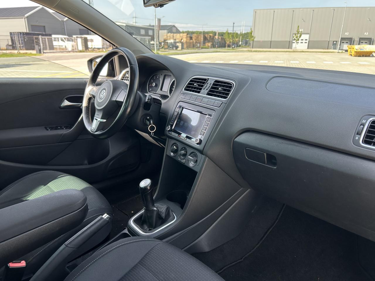 Volkswagen Polo 1.4-16V R-LINE|APK|CARPLAY|AIRCO|ISO-FIX|