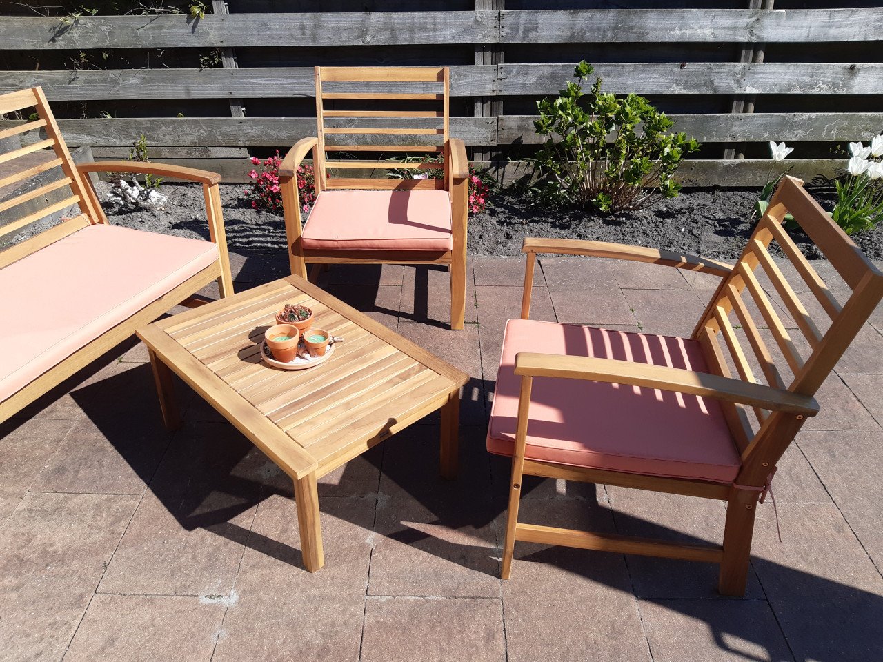 Tuinset loungeset houten acaciatuinset nieuw frisse kleur moederdag cadeau