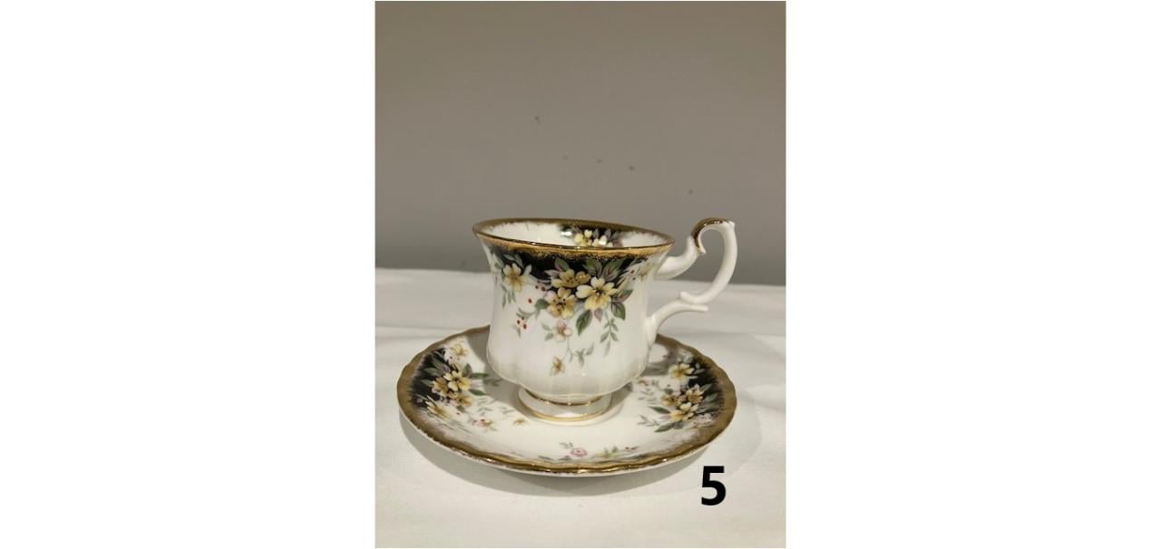 Kop en schotels Royal Albert