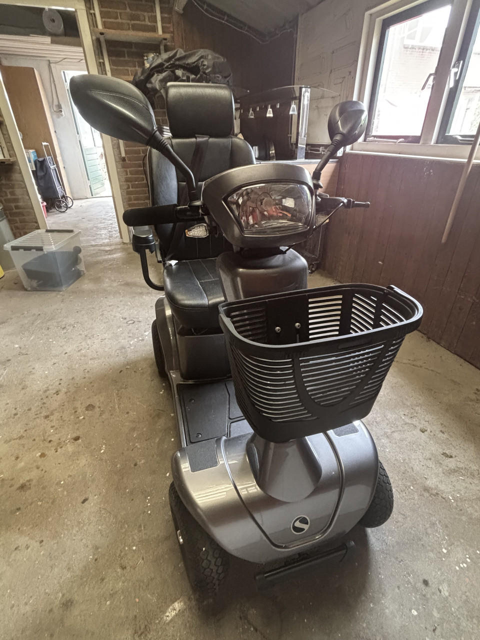 Scootmobiel Sterling S425