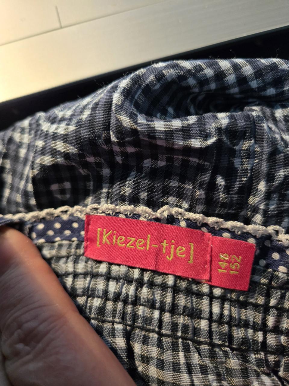 Jurkje Kiezeltje maat 146/152