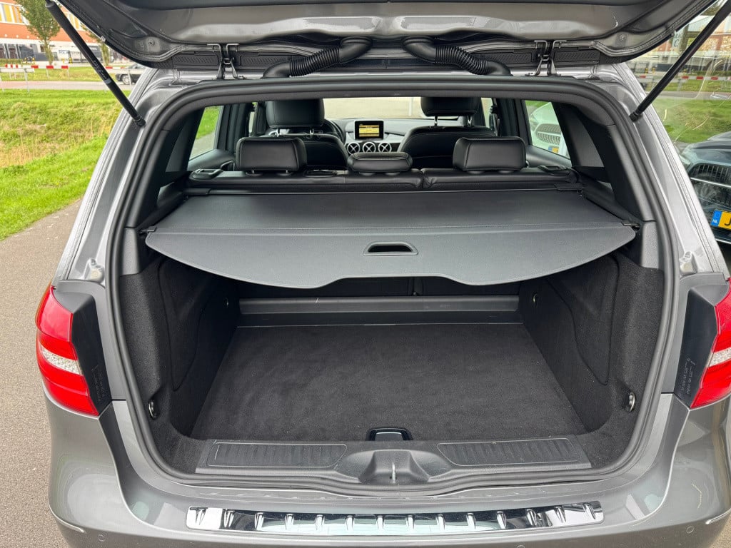 Mercedes-Benz B-Klasse 200 ambition automaat , trekhaak