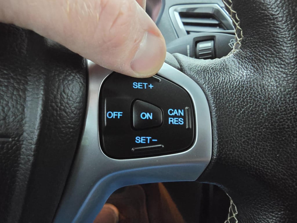 Ford Fiesta occasion met cruisecontrol en bluetooth connecten | tweedehands