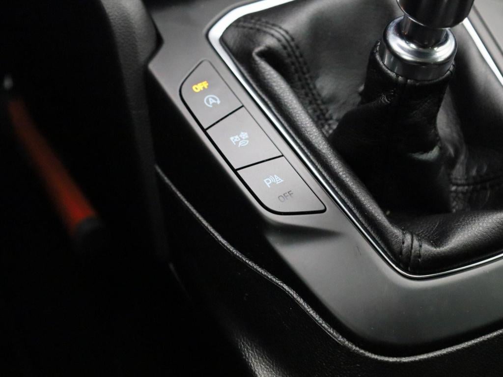 Ford Focus wagon 1.0 ecoboost hybrid connected | parkeer sensoren | navigat