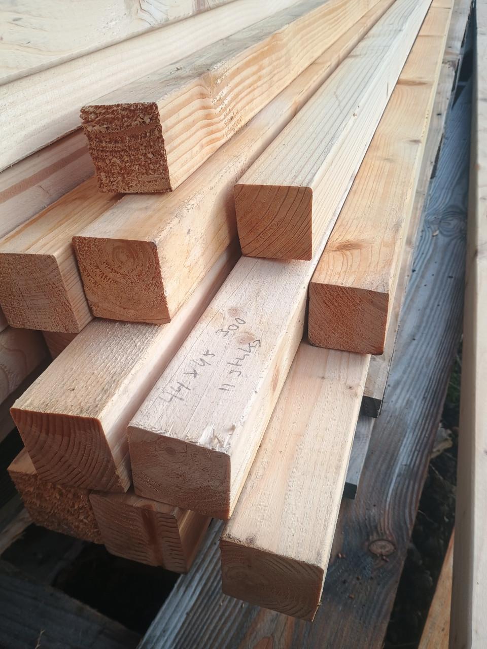 Balkjes 45 x 44 cm 3meter lang 11 stuks