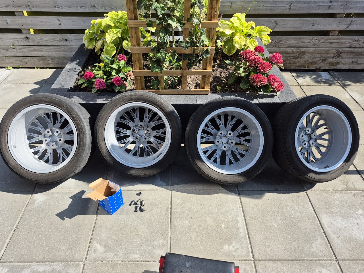 VAG banden met velgenl. 5x112 17 inch