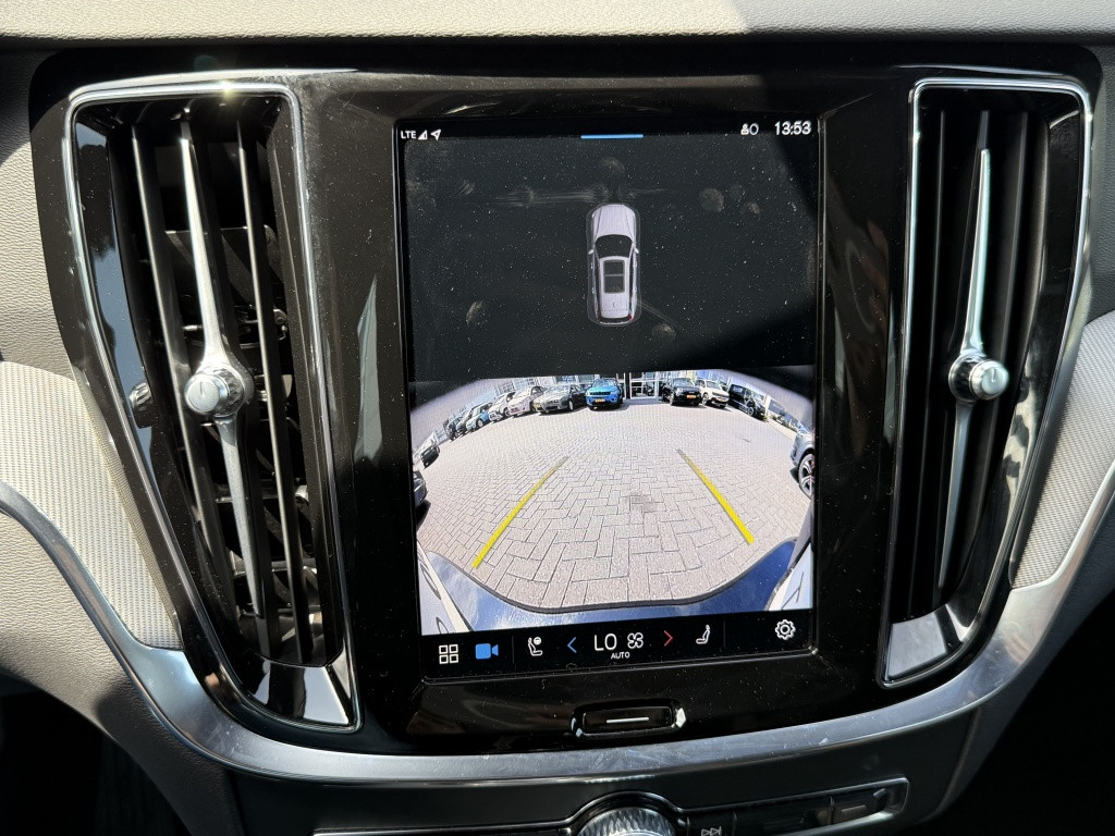 Volvo V60 t6 398pk recharge plus dark| panodak| adap.cruise| trekhaak| cam