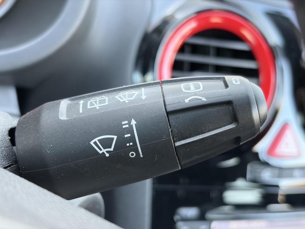 Opel Corsa 1.6-16v t color edition opc line