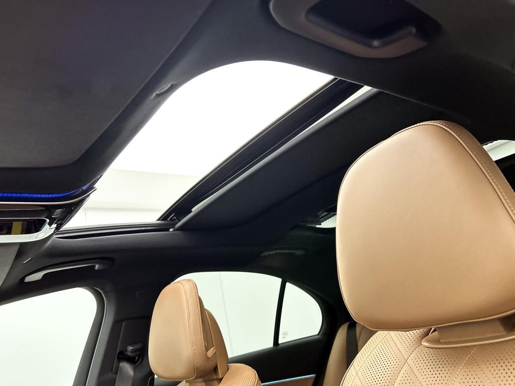 Mercedes-Benz E-Klasse 300 e sport edition | premium plus pakket | winterpa