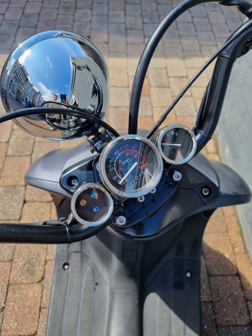 Senzo grande retro scooter