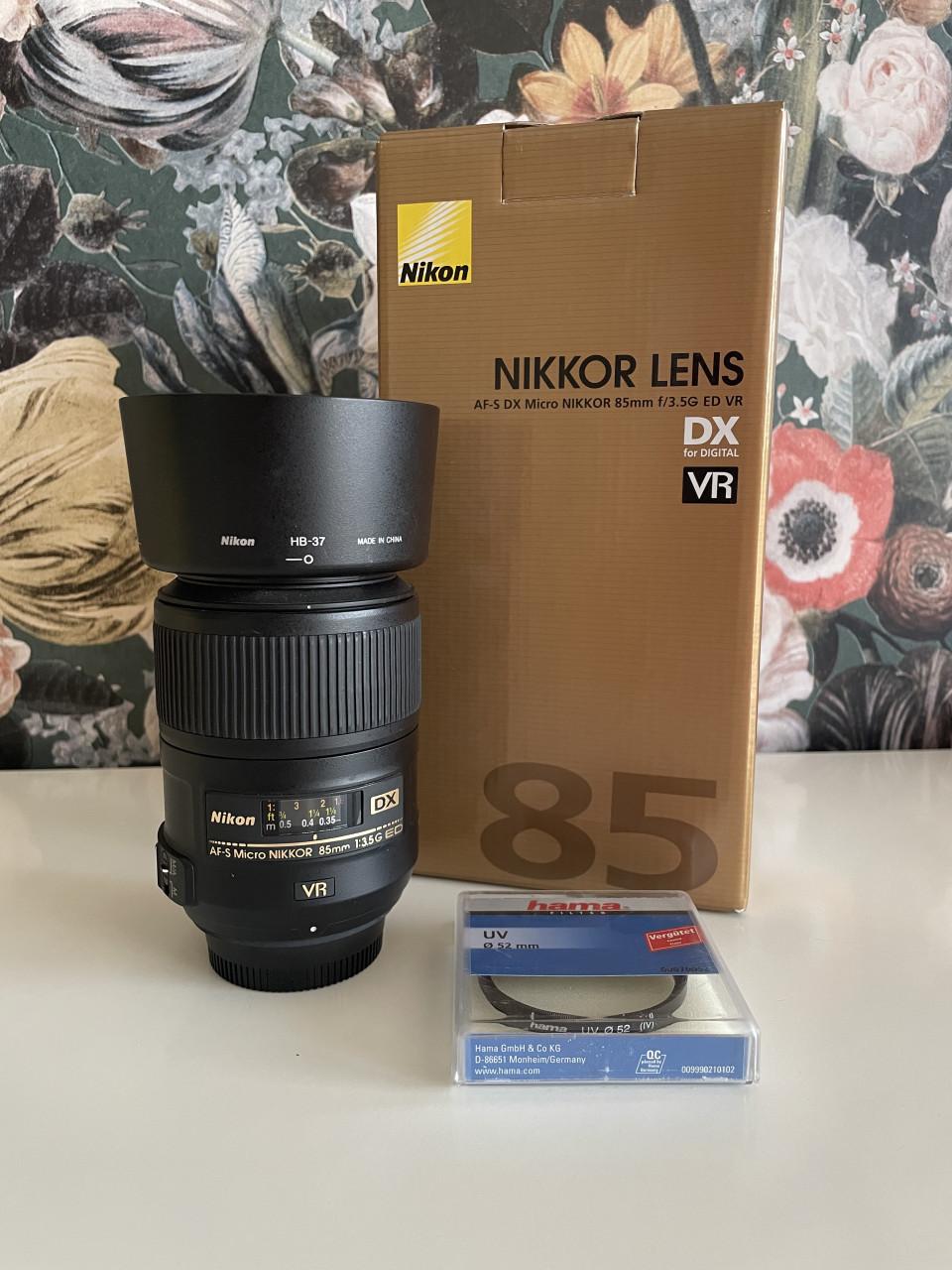 Nikon D600 Camera met lenzen, flitser etc.