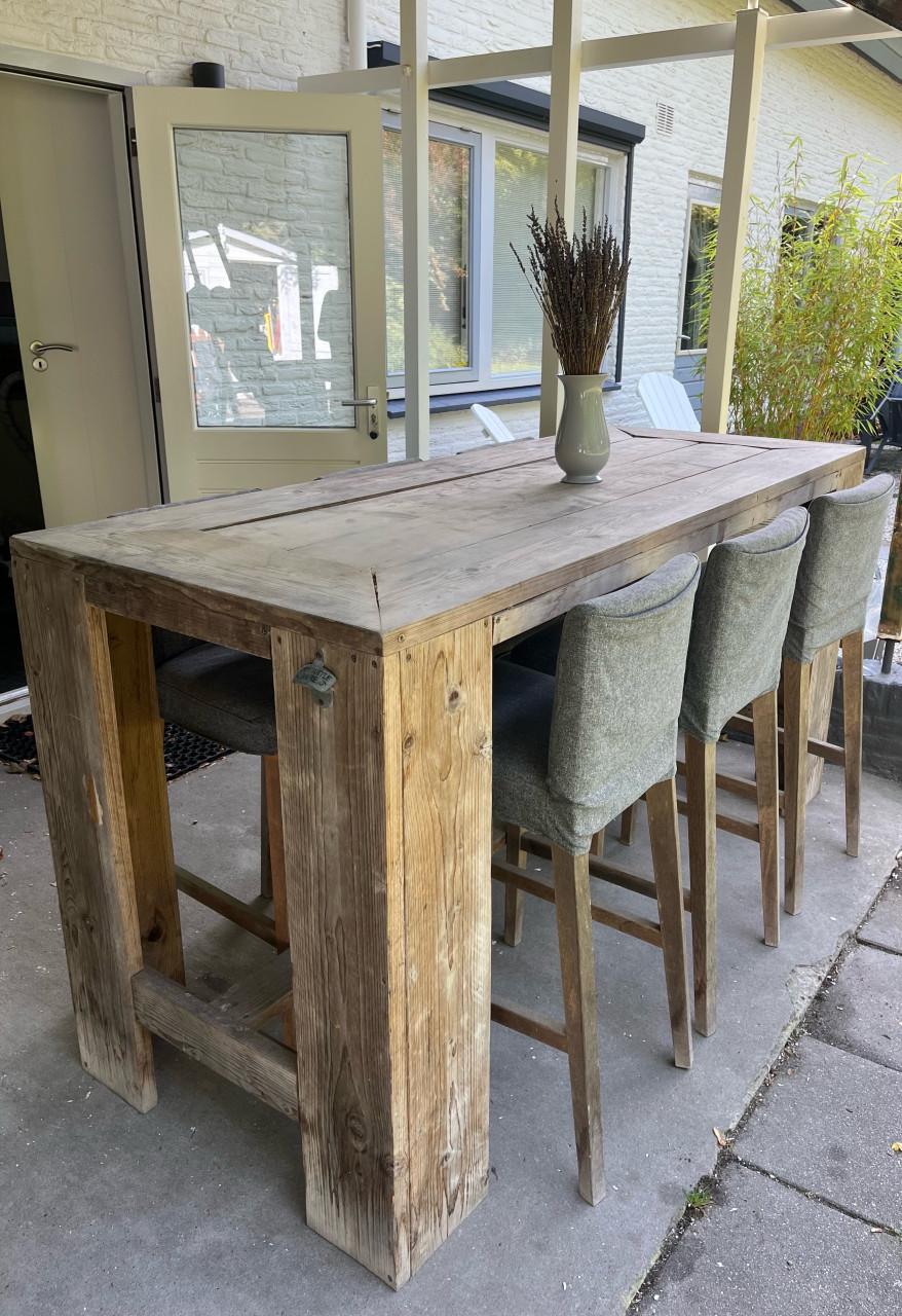 Bartafel met 6 krukken
