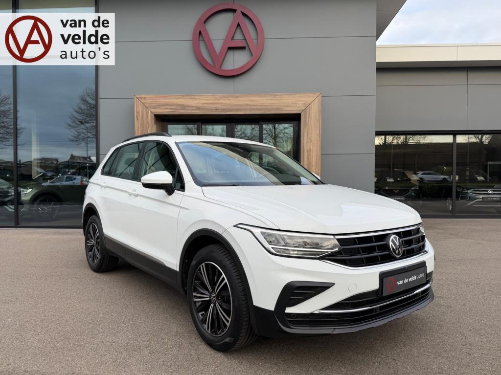 Volkswagen Tiguan 1.4 tsi dsg ehybrid life | leder | trekhaak | 360 camera 