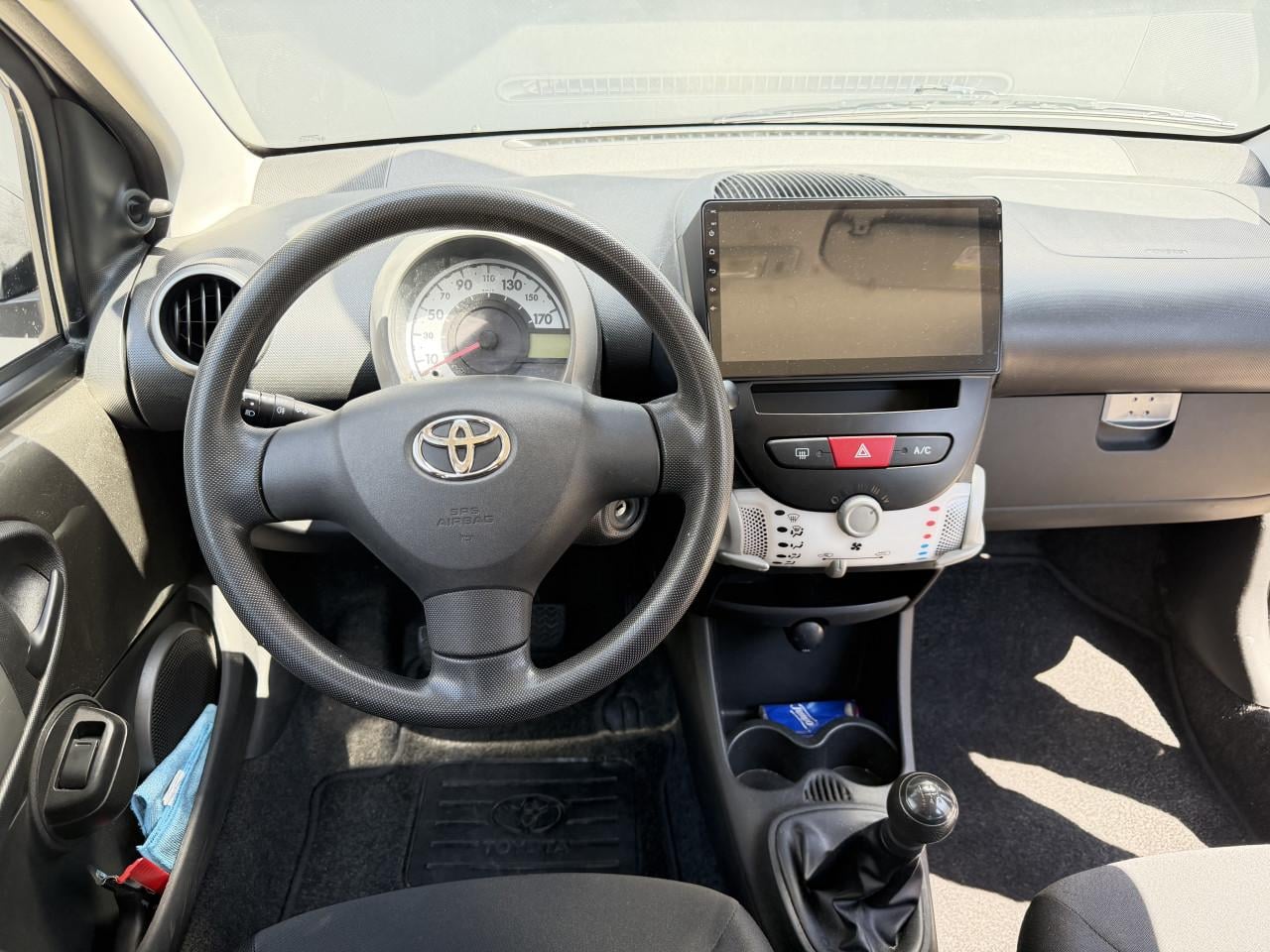 Toyota Aygo 1.0 12V Vvt-i 5DRS 2012 Bruin  Airco Apk Nap Navi