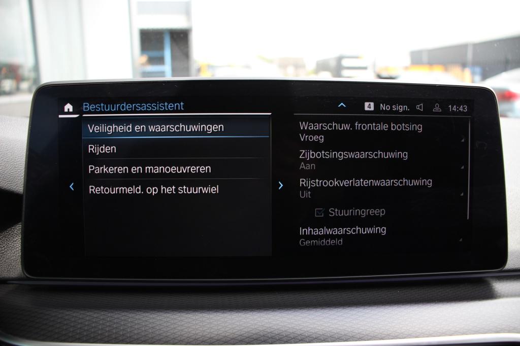 BMW 5 Serie 545e xdrive m-sport | schuifdak | 360 | head up | acc | el.trek