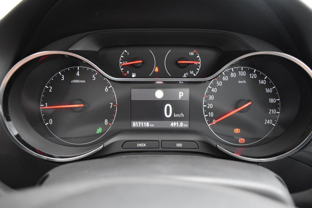 Opel Crossland X 1.2 turbo elegance