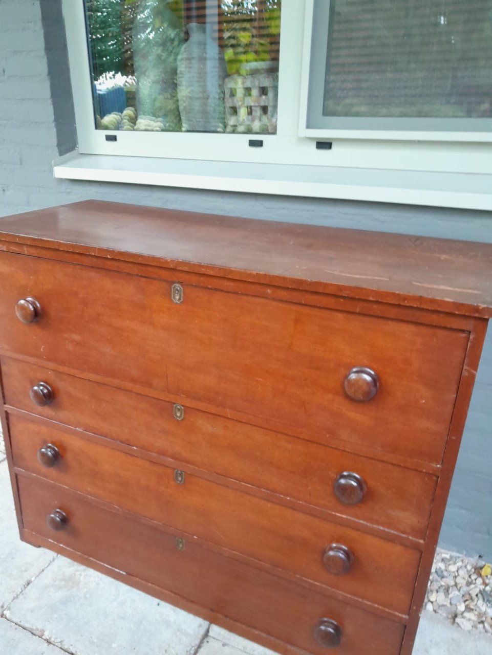 Te koop: oude ladenkast