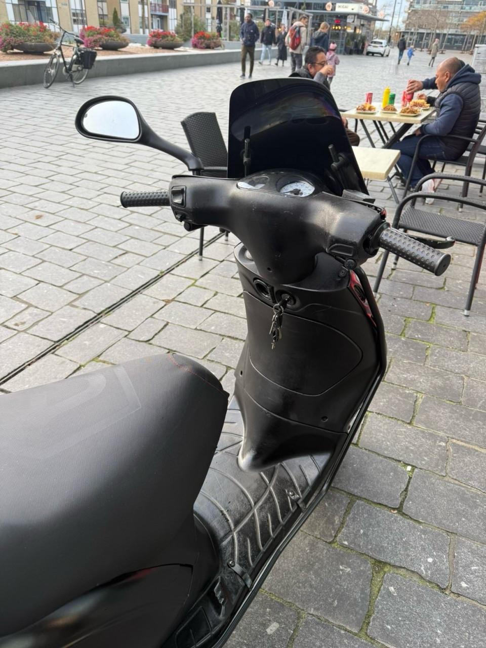 Piaggio zip 4t