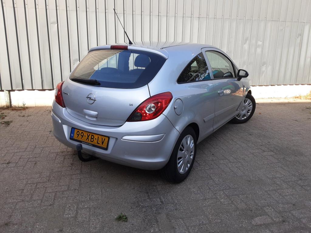 Opel Corsa 1.4-16v enjoy