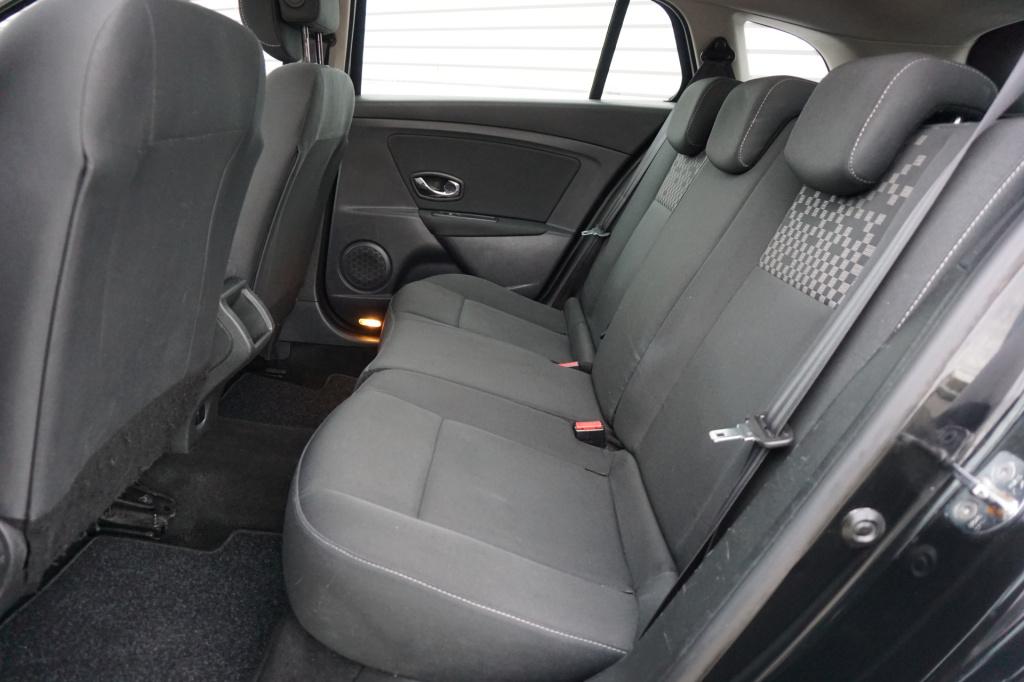 Renault Megane 1.5 dci expression airco / navi / cruise / elektr. ramen / p