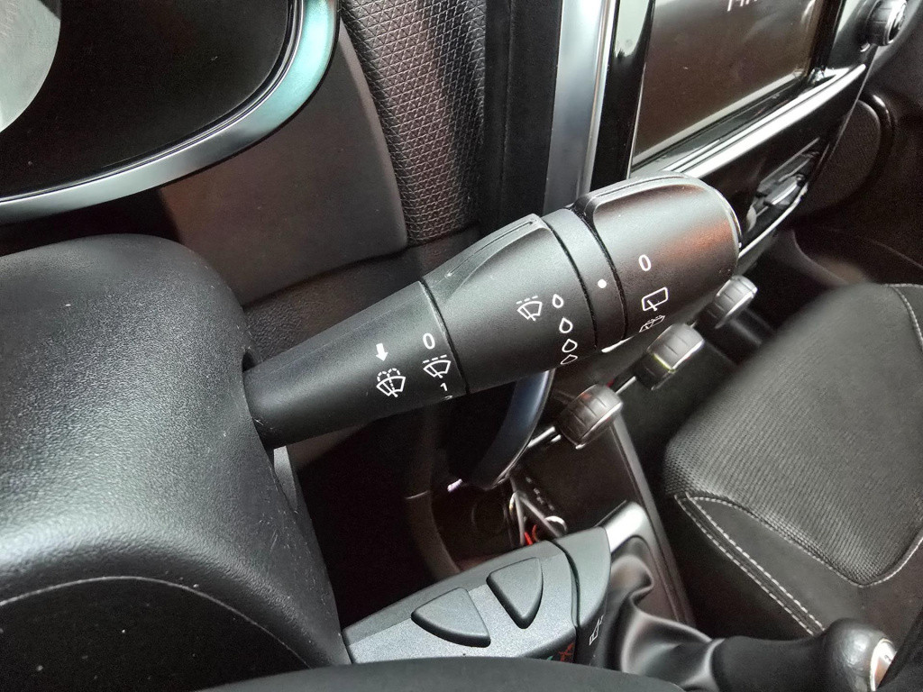 Renault Clio 0.9 tce met cruisecontrol en trekhaak | tweedehands renault cl