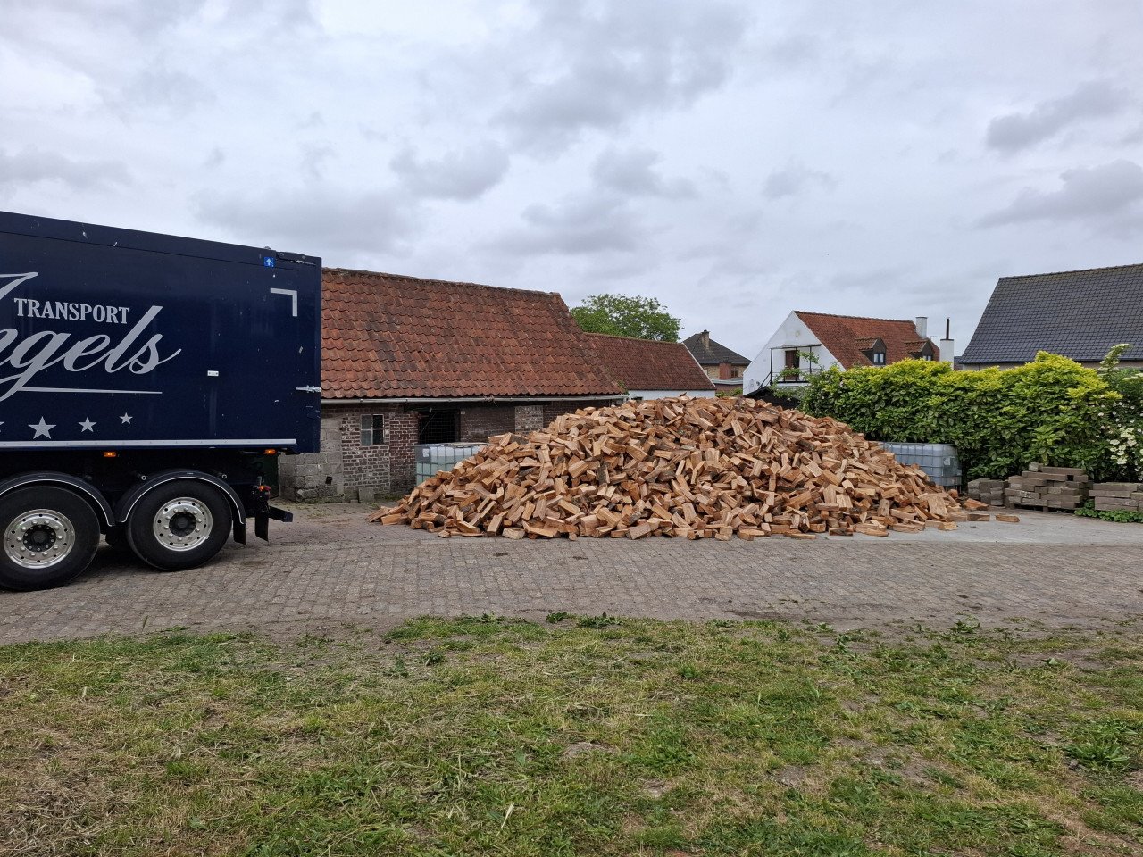 Droog haardhout