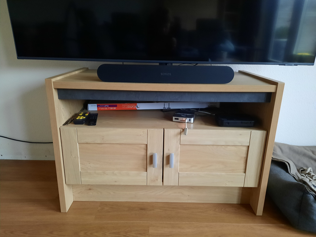 Kast, vakkenkast en tv meubel