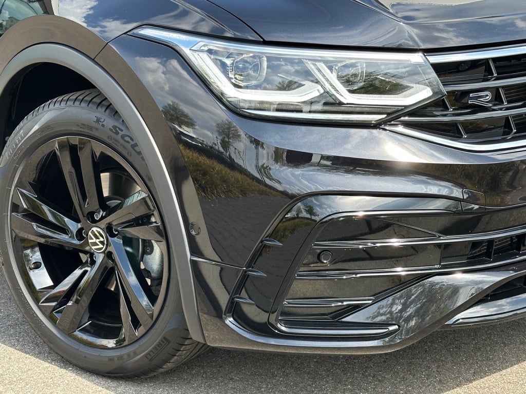 Volkswagen Tiguan 1.5 tsi 150pk dsg r-line | black line | panoramadak | tre