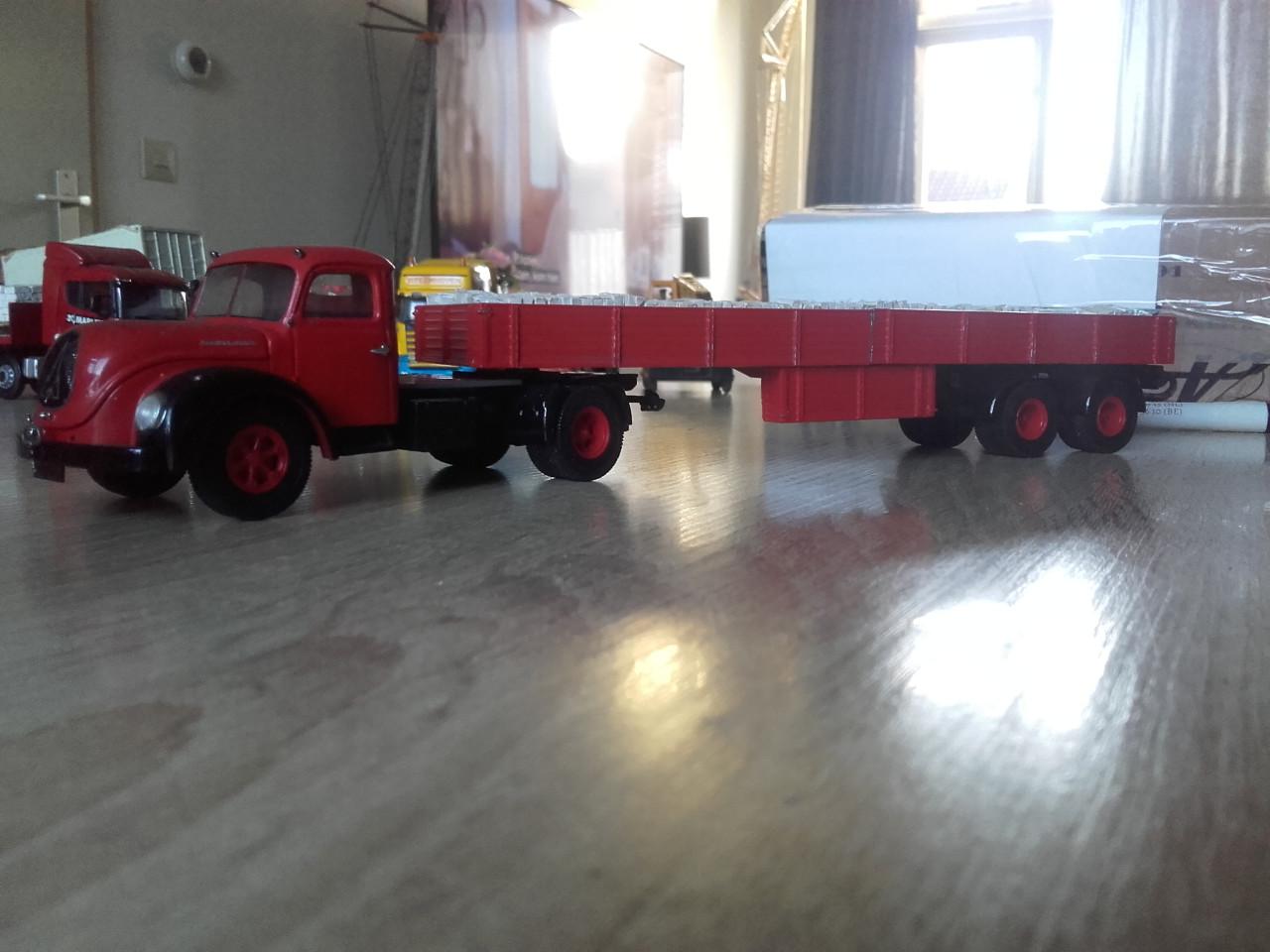 Magirus trekker/oplegger Schuco.