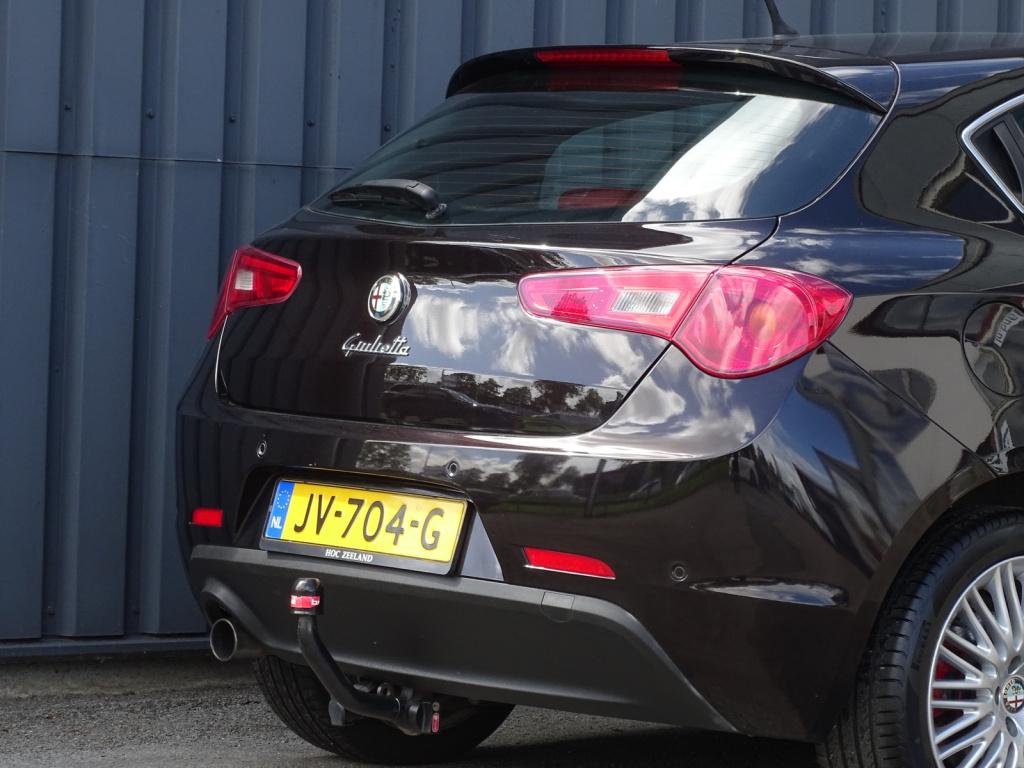 Alfa Romeo Giulietta 1.4 t distinctive leder | navi | 18"
