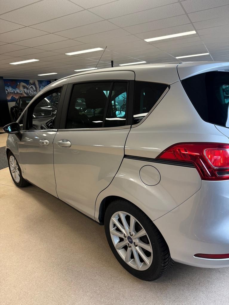 Ford B-max 1.6 ti-vct titanium