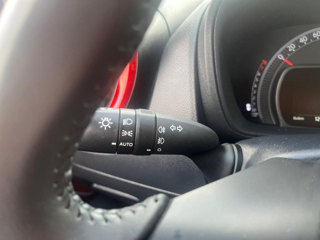 Toyota Aygo x 1.0 vvt-i mt envy|achteruitrijcamera|rijklaar