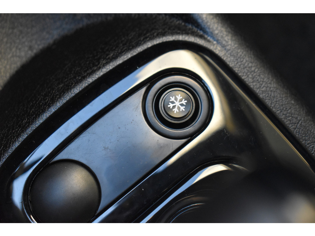 Ligier Js60 l sport ultimate sun black line airco multimedia