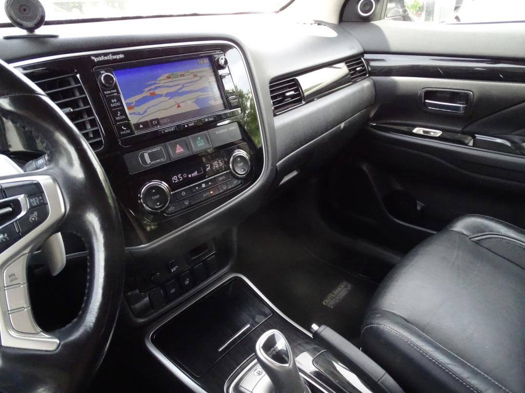 Mitsubishi Outlander 2.0 phev instyle+ schuif-/kanteldak | stoel-/stuurverw