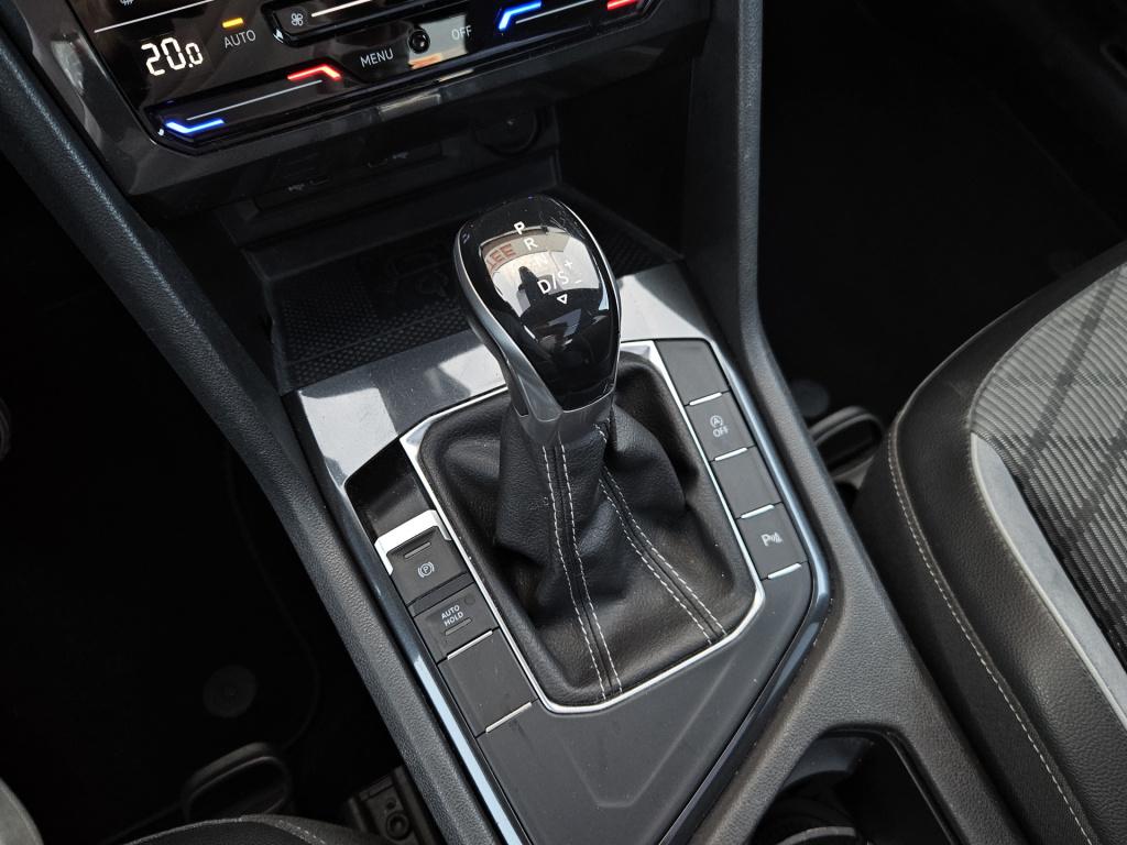 Volkswagen Tiguan 1.5 tsi r-line business+ | pano | elek. trekhaak rijklaar