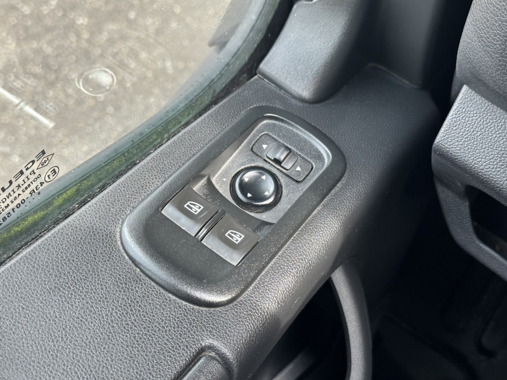 Renault Master t35 2.3 dci 135 l3h2 | led | navi | camera | trekhaak .