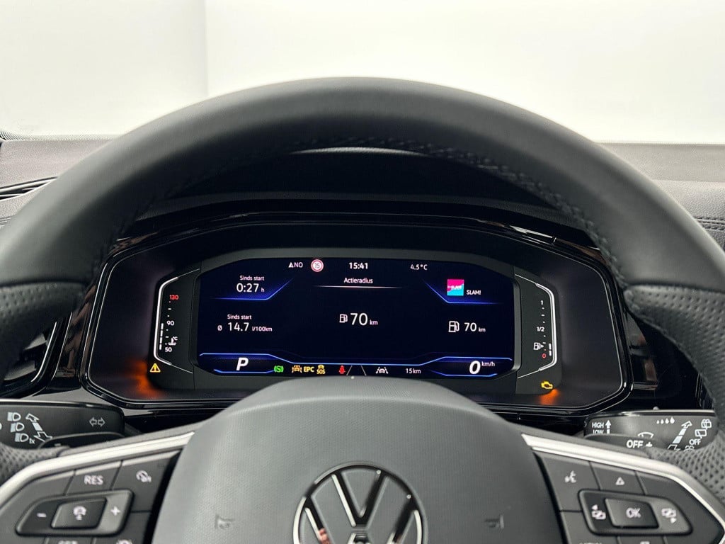 Volkswagen T-roc r-line-edition 1.5 110 kw / 150 pk tsi suv 7 versn