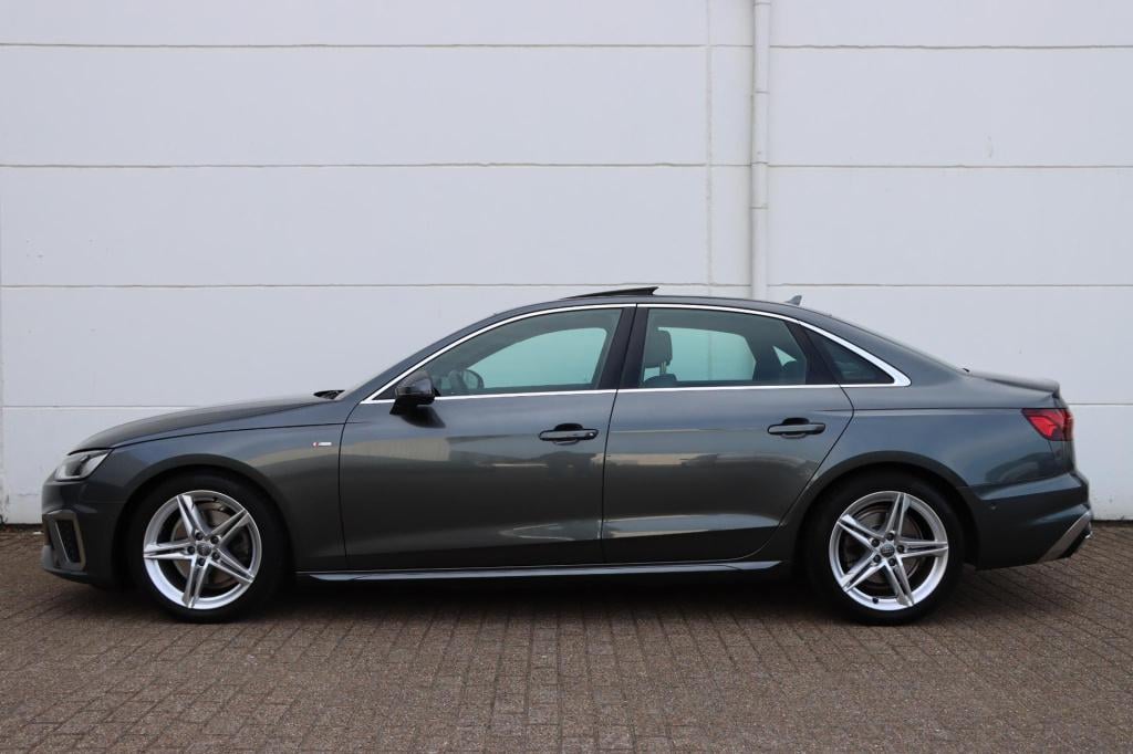 Audi A4 limousine 35 tfsi launch edition s-line 150pk s-tronic | pano | hud