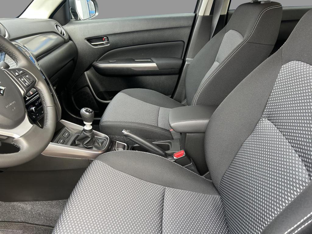 Suzuki Vitara 1.4 boosterjet smart hybrid select