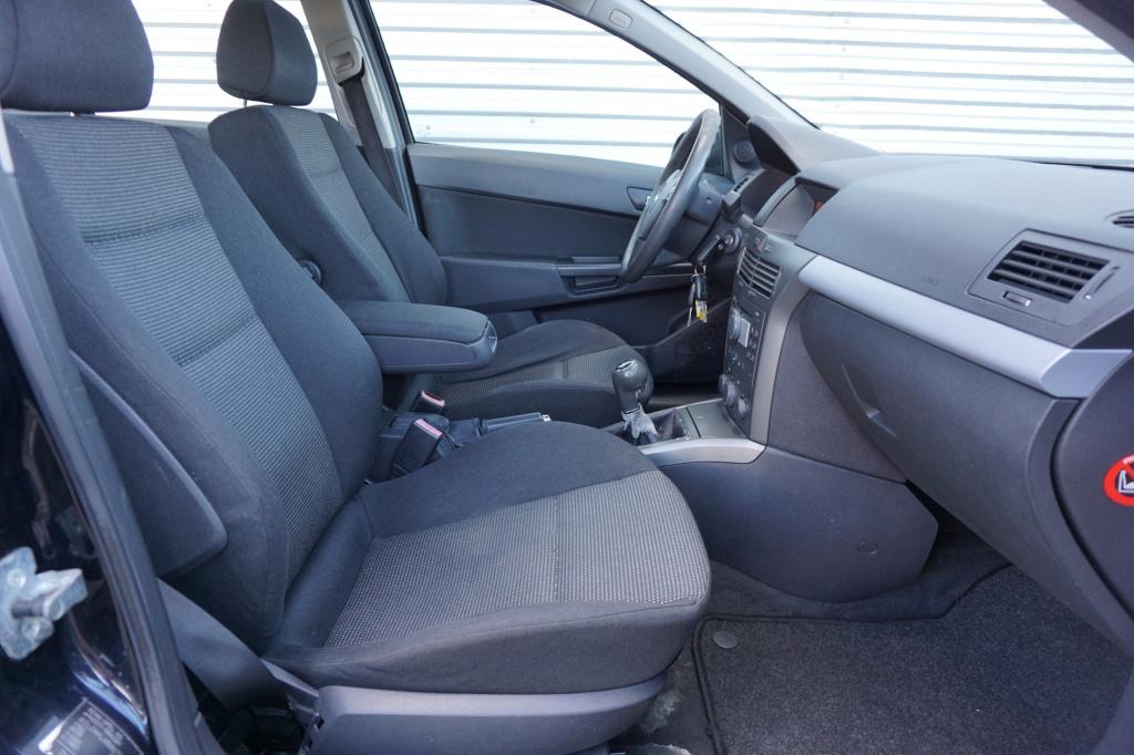 Opel Astra 1.6 edition airco / cruise / elektr. ramen / lm velgen / nap