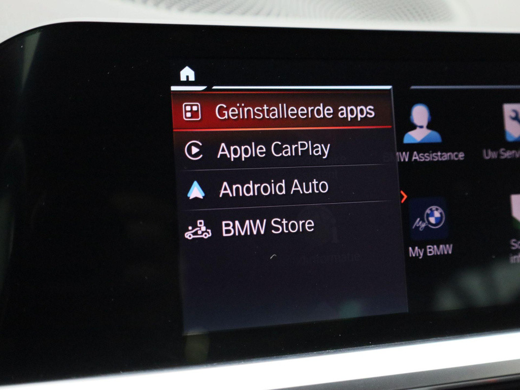 BMW 3-serie 318i business edition | automaat | lmv | half leder | virtual c