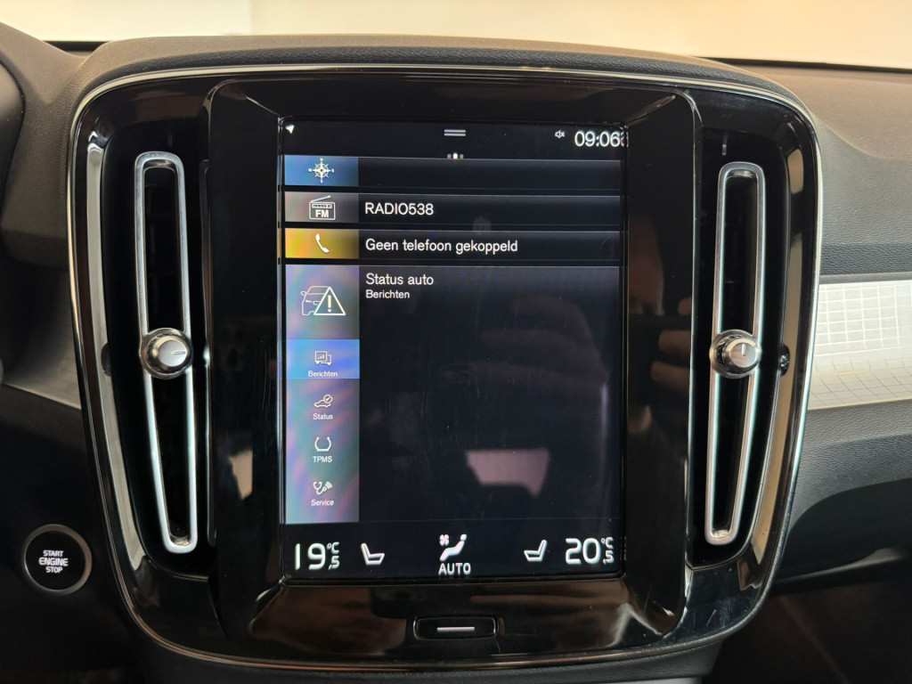 Volvo XC40 1.5 t4 recharge inscription expression