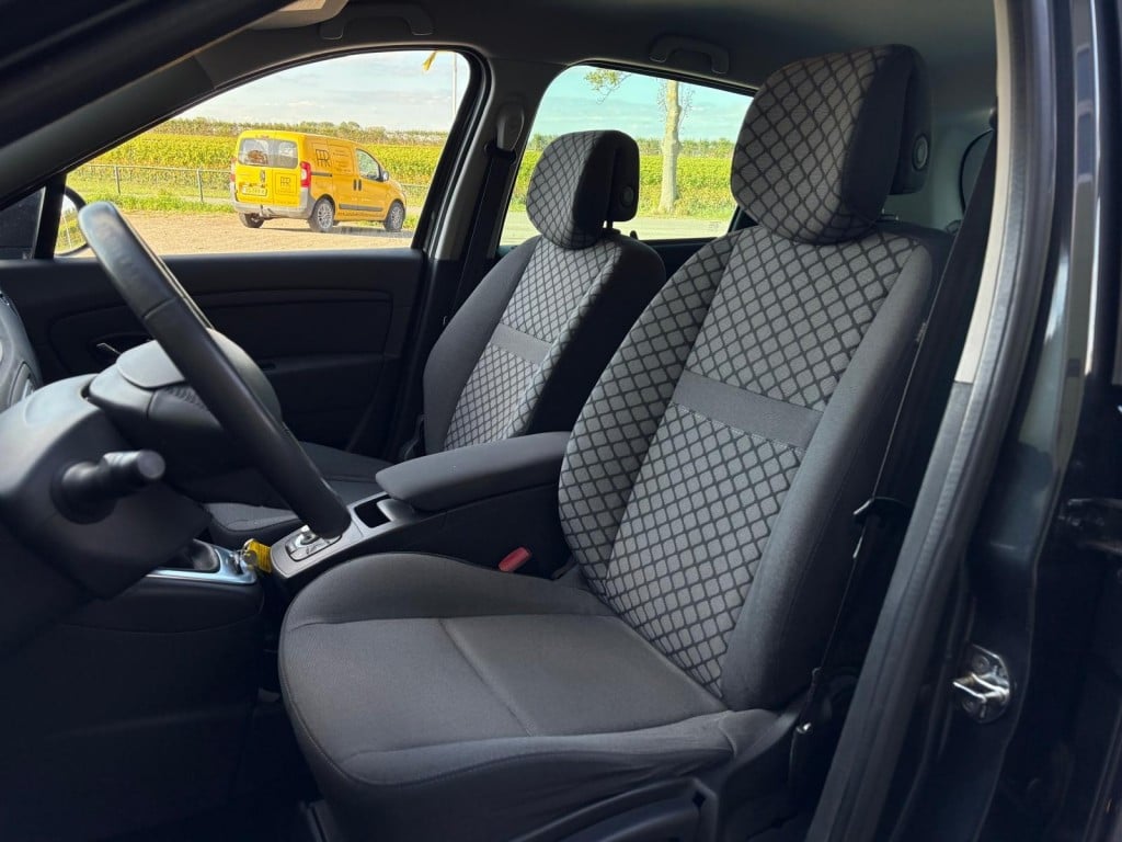 Renault Scenic 1.6 parisienne e85