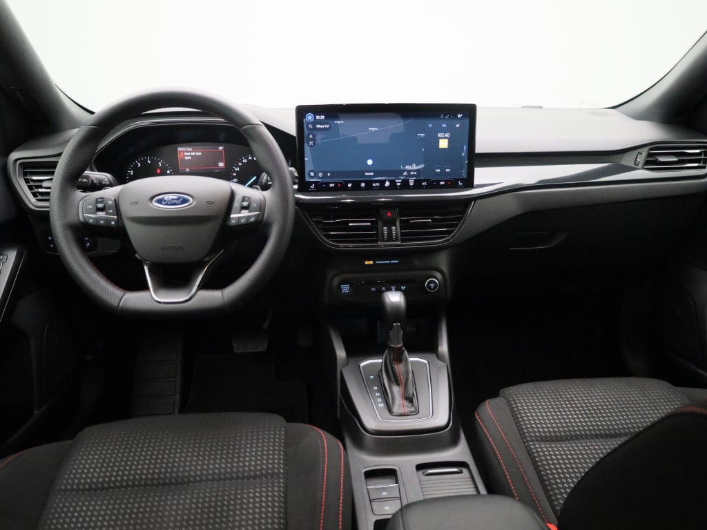 Ford Focus st-line | automaat | cruise control | climate control | winterpa