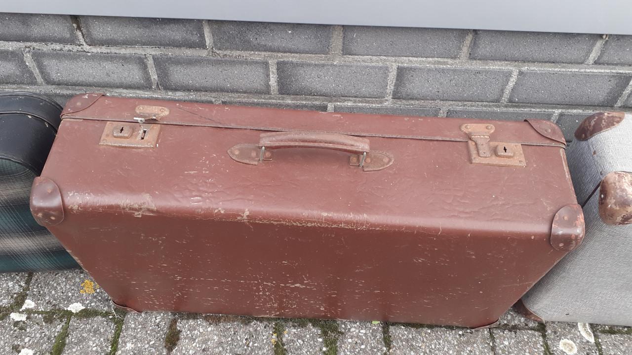 Rol-Koffers roze / groen & tas, blauw met inhoud rugzak + tas + kleine tas