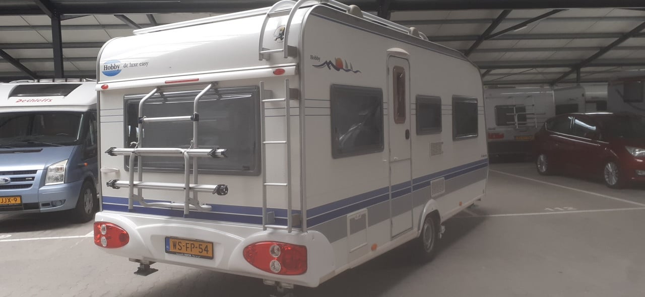 Caravan Hobby De Luxe 495 uit 2006