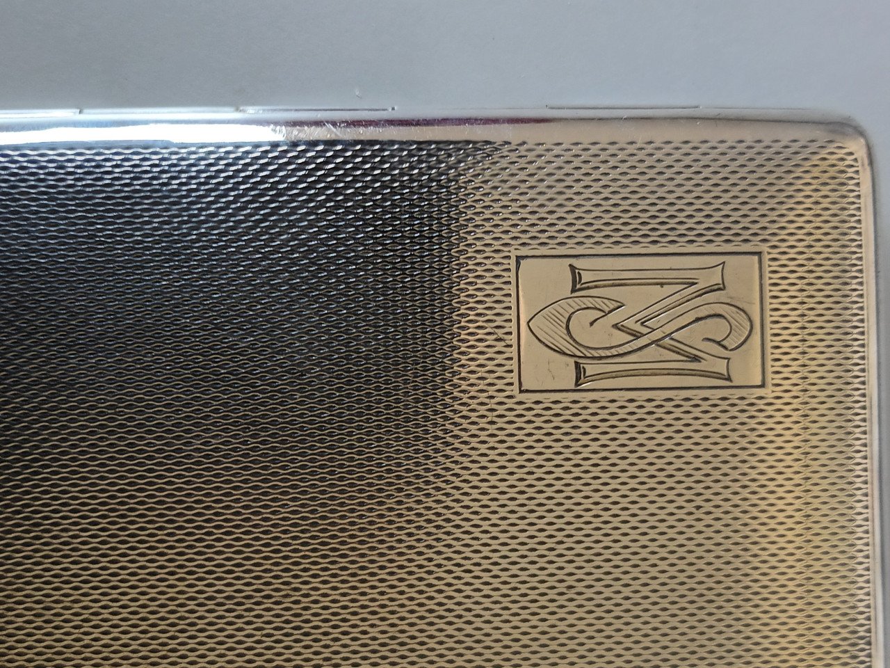 PLATTE SIGARETTEN KOKER